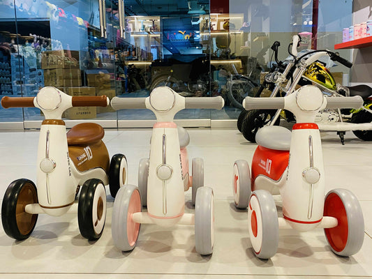 Cute Kids Premium Manual Mini Vespa Cycle