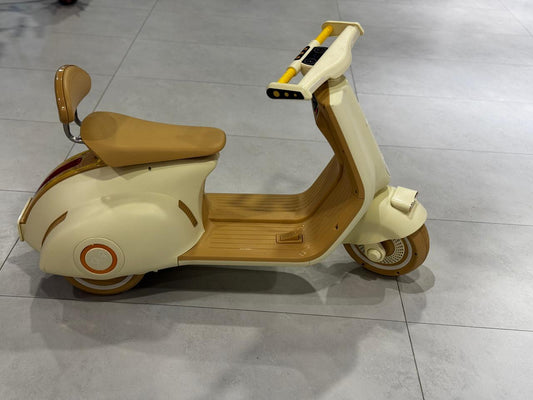Premium Quality Vespa Scooter for Kids