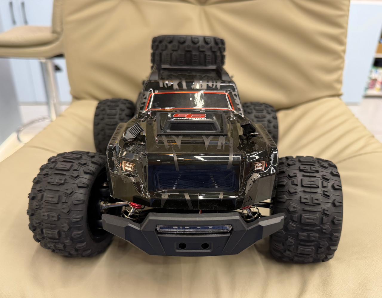 High Speed Brushless RC OFF Road Car | 70+ Km/hr